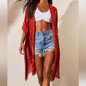NWT VICI LOVESTITCH MICARA PRINTED KIMONO COVER UP O/S ONE SIZE